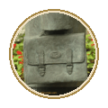 Памятник человеку с портфелем