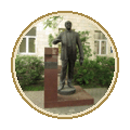 Памятник учителю МАДИ Памятник учителю и студенту МАДИ